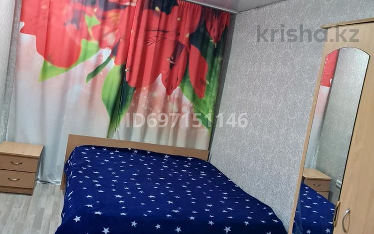 3-комнатная квартира · 65 м² · 1/5 этаж, мкр Новый Город, Нуркена абдирова 10 за 15 000 ₸ в Караганде, Казыбек би р-н — фото 2