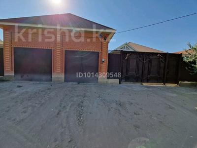 Жеке үй · 5 бөлме · 200 м² · 10 жүзд., Саяхат 16 23, бағасы: 65 млн ₸ в 
