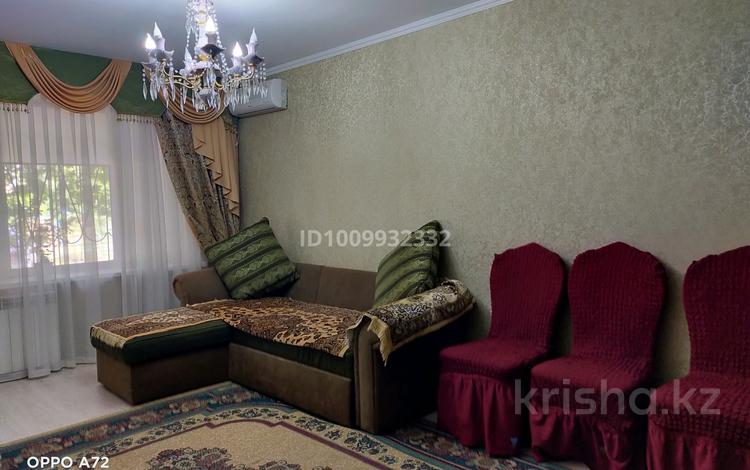 3-комнатная квартира · 73.3 м² · 1/5 этаж, мкр Женис, мкр.Кунаево 24 — Возле школы 44 за 26 млн 〒 в Уральске — фото 2
