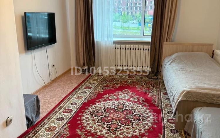 1-комнатная квартира · 38 м² · 1/5 этаж, Бейбарыс Султан 7 за 220 000 ₸ в Астане, Сарыарка р-н — фото 2