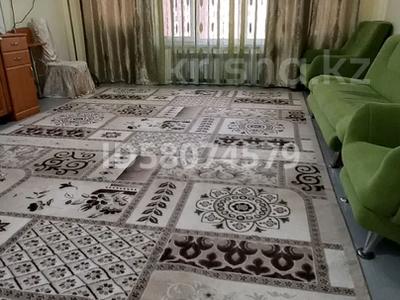 Отдельный дом · 2 комнаты · 50 м², мкр Сарыкамыс-2, улица Лашын 18 за 130 000 〒 в Атырау