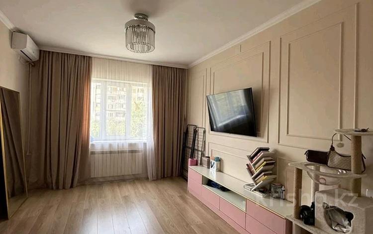 2-бөлмелі пәтер · 62 м² · 4/9 қабат, Мкр. Жетысу-2 74, бағасы: 48 млн ₸ в Алматы, Ауэзовский р-н — фото 2