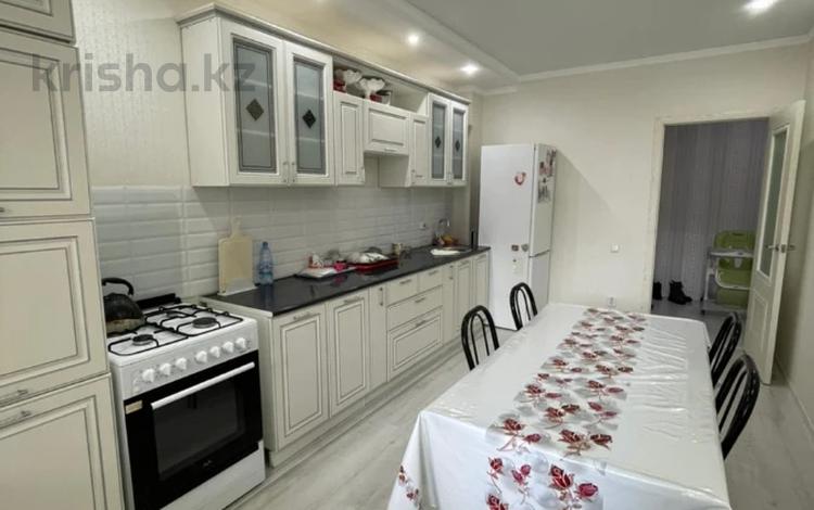 2-бөлмелі пәтер · 70 м² · 4/5 қабат, Нур 7/1, бағасы: 190 000 ₸ в Уральске — фото 5