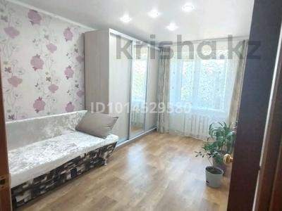 2-комнатная квартира · 47 м² · 4/5 этаж, мкр 4 за 20 млн ₸ в Уральске