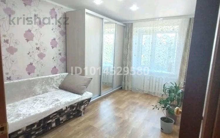 2-комнатная квартира · 47 м² · 4/5 этаж, мкр 4 за 20 млн ₸ в Уральске — фото 2