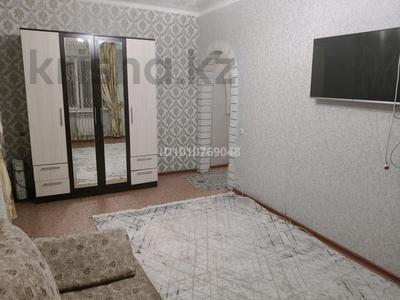 1-комнатная квартира · 32 м² · 4/5 этаж, мкр Акбулак, проспект джамбула 123 123 — проспект джамбула123 за 100 000 ₸ в Таразе