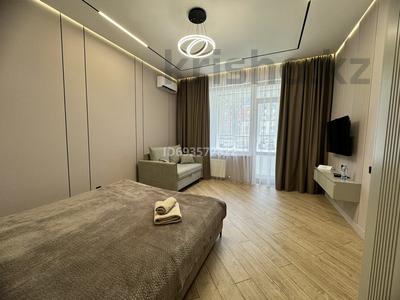 1-комнатная квартира · 40 м² · 2/9 этаж, Толе би 61 — Район Хан Шатыр за 17 000 ₸ в Астане, Есильский р-н
