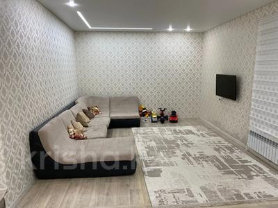 Продажа домов и дачи в Западно-Казахстанской обл.: Отдельный дом · 5 комнат · 213.4 м² · 10 сот., Акжайык за 41.2 млн 〒 Отдельный дом · 5 комнат · 213.4 м² · 10 сот., Акжайык за 41.2 млн 〒 в Зачаганске