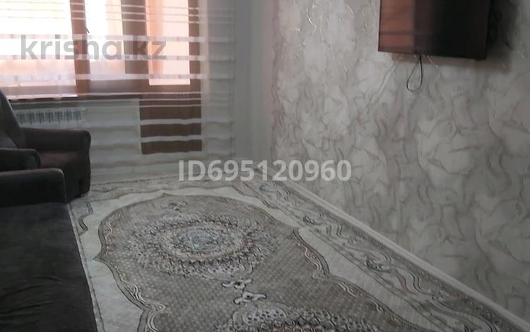 3-комнатная квартира · 70 м² · 1/5 этаж, Габита Мусрепова 20 — Пр-т Абая,Болашак за 300 000 ₸ в  — фото 2