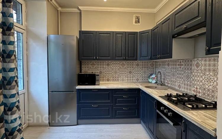 2-бөлмелі пәтер · 60 м² · 3/4 қабат, Желтоксан 144 — Кабанбай батыра, бағасы: 450 000 ₸ в Алматы, Алмалинский р-н — фото 3