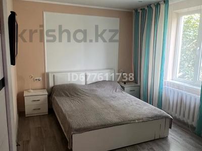 3-бөлмелі пәтер, 60 м², 5/5 қабат ай сайын, Наурызбай батыра — Макатаева, бағасы: 380 000 〒 в Алматы, Алмалинский р-н