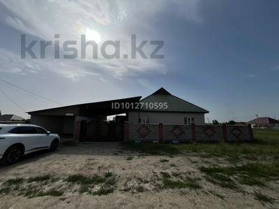 Отдельный дом · 4 комнаты · 120 м² · 10 сот., Алаш 104 за 37 млн ₸ в Талдыкоргане, село Ынтымак