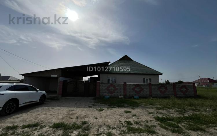 Отдельный дом · 4 комнаты · 120 м² · 10 сот., Алаш 104 за 37 млн ₸ в Талдыкоргане, село Ынтымак — фото 2