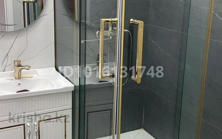 2-бөлмелі пәтер · 70 м² · 7/12 қабат, мкр Шымсити, Алатау батыр 50б, бағасы: 230 000 ₸ в Шымкенте, Абайский р-н — фото 2