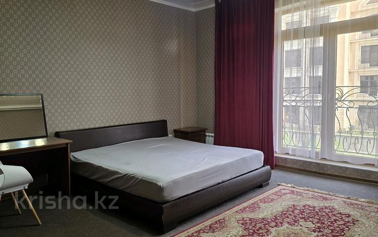 5-бөлмелі пәтер · 200 м² · 3/4 қабат, Мирас 53–64, бағасы: 800 000 ₸ в Алматы, Бостандыкский р-н — фото 7