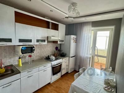3-бөлмелі пәтер · 63.3 м² · 5/5 қабат, 4 мкрн, бағасы: 20 млн ₸ в Уральске