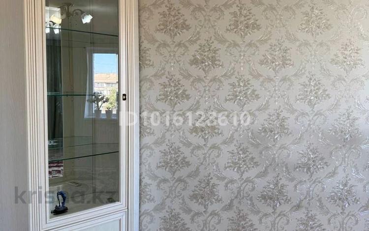 3-комнатная квартира · 64 м² · 5/5 этаж, Ракишева — Балапанова за 250 000 ₸ в Талдыкоргане, мкр Мушелтой — фото 2