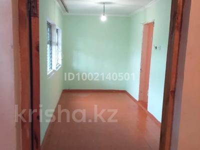 Отдельный дом · 3 комнаты · 40 м² · 8 сот., Мухит 92 — Остановка простоквашино за 5.9 млн 〒 в Таразе