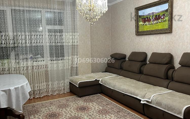 2-комнатная квартира, 74 м², 1 этаж, Чингиза Айтматова 36