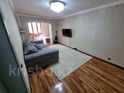 Пәтерлер в Шымкенте: 3-бөлмелі пәтер · 75 м² · 2/4 қабат, Казыбек би 37 — Казыбек би - Иляева, напротив Кен Бабы, бағасы: 37 млн 〒 3-бөлмелі пәтер · 75 м² · 2/4 қабат, Казыбек би 37 — Казыбек би - Иляева, напротив Кен Бабы, бағасы: 37 млн 〒 в Шымкенте, Аль-Фарабийский р-н