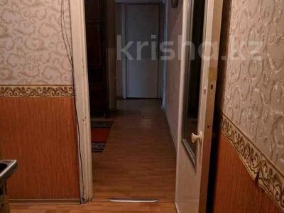 3-комнатная квартира, 58 м², 1/4 этаж, мкр №6 19 за 25 млн 〒 в Алматы, Ауэзовский р-н