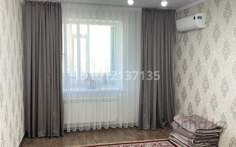 2-бөлмелі пәтер · 64.9 м² · 4/5 қабат, мкр Жилгородок, бағасы: 23.5 млн ₸ в Актобе — фото 2