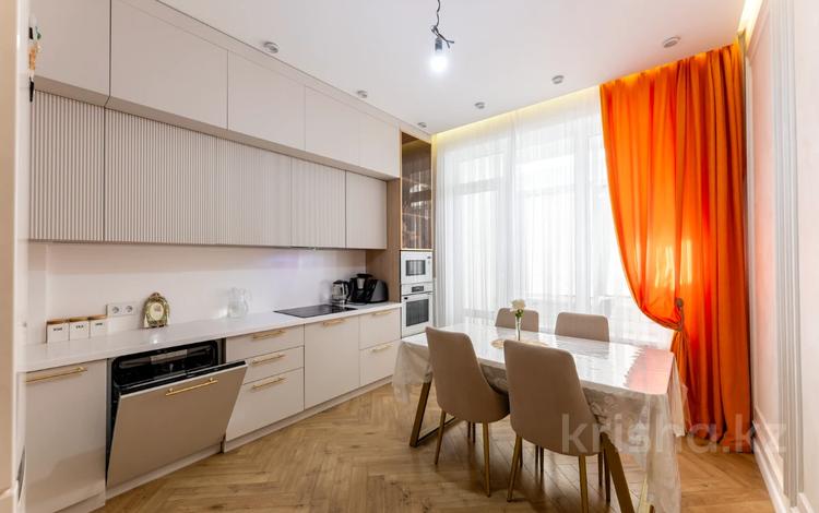 3-комнатная квартира · 107 м² · 2/9 этаж, ​Керей Жанибек хандар 50/1 за 105 млн 〒 в Астане, Есильский р-н — фото 41