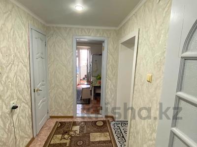 2-бөлмелі пәтер · 54 м² · 6/6 қабат, 2 ш/а., бағасы: 13 млн ₸ в Актобе, мкр 8
