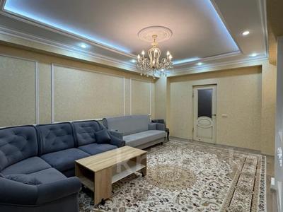 3-бөлмелі пәтер · 120 м² · 14/16 қабат, 17-й мкр 4, бағасы: 450 000 ₸ в Актау