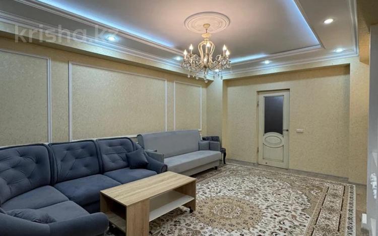 3-комнатная квартира · 120 м² · 14/16 этаж, 17-й мкр 4 за 450 000 ₸ в Актау — фото 2