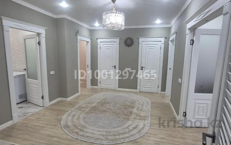 3-бөлмелі пәтер · 115 м² · 3/9 қабат, Абая 244, бағасы: 53.5 млн ₸ в Уральске — фото 8