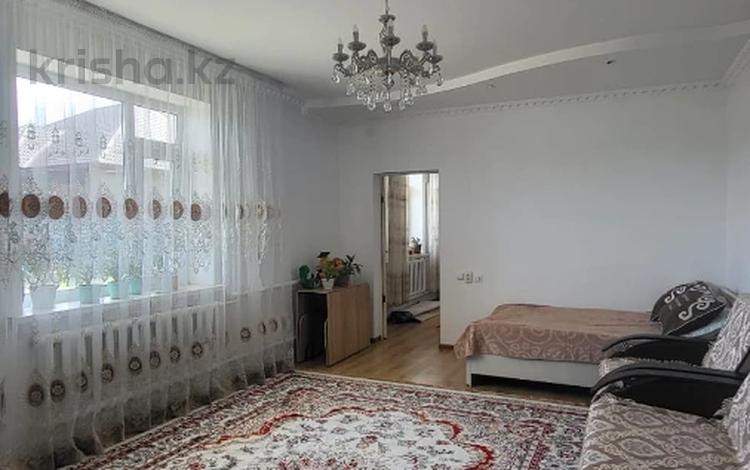 Отдельный дом • 4 комнаты • 122 м² • 10 сот., Мереке 13 за 33 млн 〒 в Талдыкоргане — фото 13