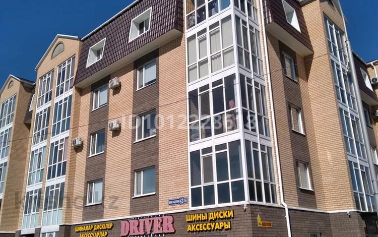 1-бөлмелі пәтер · 53 м² · 4/5 қабат, Габдуллина, бағасы: 18.9 млн ₸ в Кокшетау — фото 2