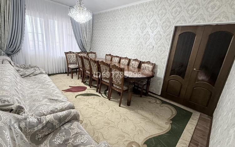 3-бөлмелі пәтер · 63 м² · 4/5 қабат, 12-й микрорайон, 12-й микрорайон — Возле школы #40 и #43, бағасы: 29 млн ₸ в Шымкенте, Енбекшинский р-н — фото 12