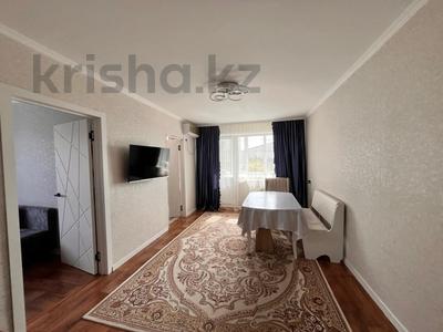 4-комнатная квартира · 62 м² · 4/5 этаж, мкр Юго-Восток, МУКАНОВА 14 — ул.Университетская за 21.5 млн 〒 в Караганде, Казыбек би р-н