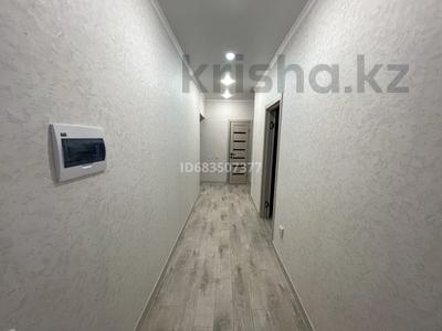 2-комнатная квартира · 64 м² · 1/9 этаж, Муканова за 200 000 ₸ в Караганде