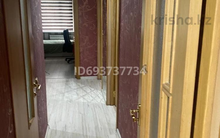 3-бөлмелі пәтер · 62.5 м² · 2/5 қабат, Майкудук, 19й микрорайон 44, бағасы: ~ 24 млн ₸ в Караганде, Алихана Бокейханова р-н — фото 2