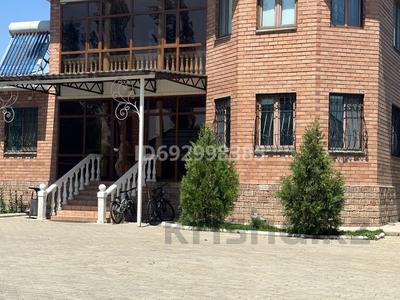 Отдельный дом · 6 комнат · 292 м² · 12 сот., Микрорайон Рауан 8 за 145 млн 〒 в Конаеве