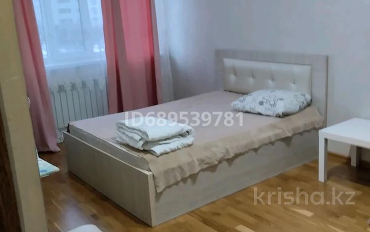 1-комнатная квартира · 43 м² · 3/15 этаж, Кошкарбаева 32/2 — Аманжолова за 200 000 ₸ в Астане, Алматы р-н — фото 8