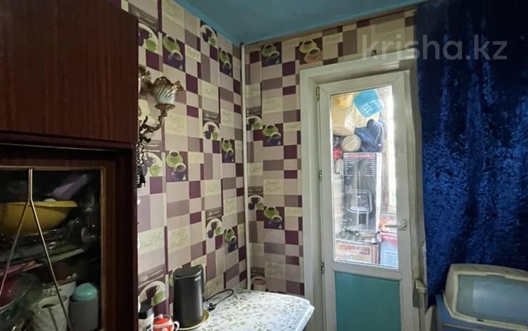 3-бөлмелі пәтер · 60 м² · 2/5 қабат, Естая Беркимбаева 190 А, бағасы: 14 млн ₸ в Экибастузе — фото 2
