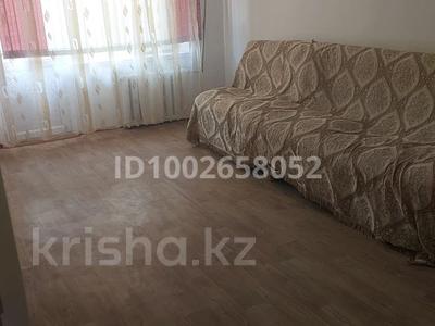 3-комнатная квартира · 60 м² · 2/5 этаж, Айтеке би 26 за 100 000 〒 в 