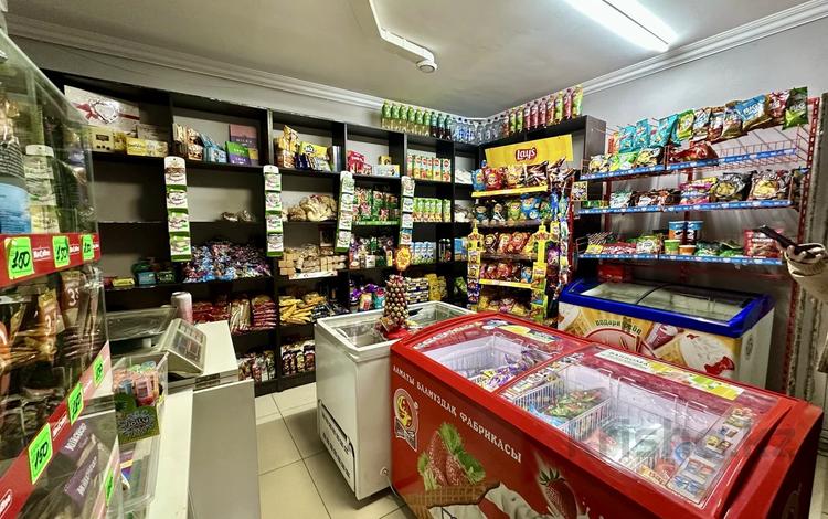 Свободное назначение, магазины и бутики, салоны красоты, медцентры и аптеки · 30 м² за 9.9 млн ₸ в Караганде — фото 2