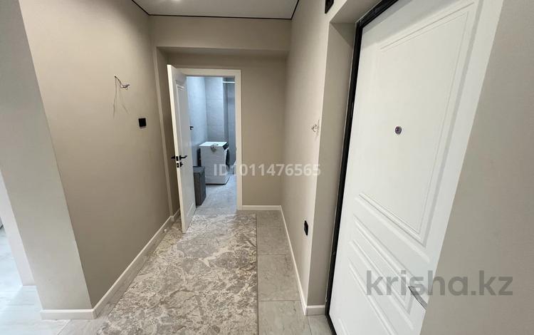 2-бөлмелі пәтер · 50 м² · 11/17 қабат, ул. Ауэзова 2/8, бағасы: 38.5 млн ₸ в Алматы, Алмалинский р-н — фото 2