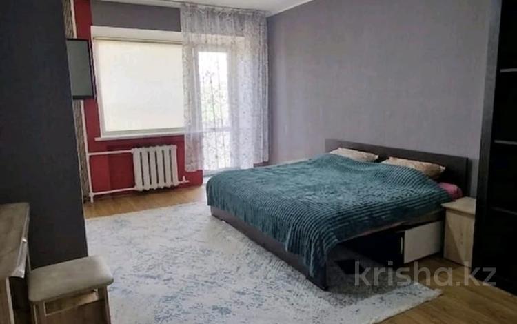 1-бөлмелі пәтер · 30 м² · 4/5 қабат, Кабанбай батыра 114, бағасы: 12.5 млн ₸ в Усть-Каменогорске — фото 2