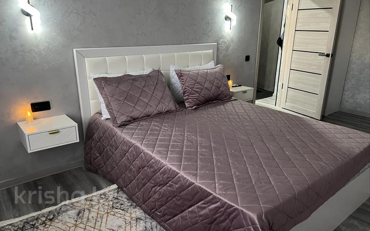 1-бөлмелі пәтер · 40 м², 11 ш/а., бағасы: 2 000 ₸ в Актобе, мкр 11 — фото 2