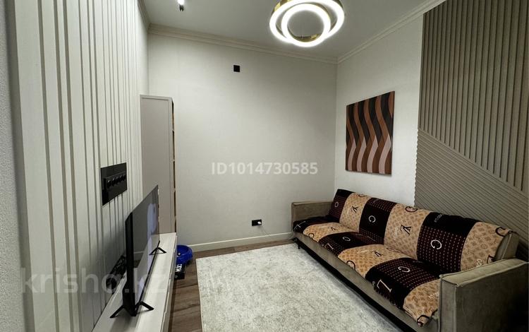 2-комнатная квартира · 42 м² · 10/10 этаж, Орынбор 13 за 33 млн ₸ в Астане, Есильский р-н — фото 2