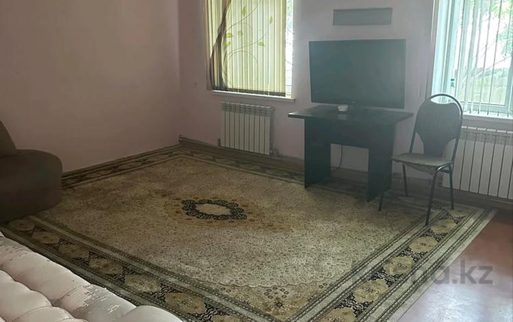 3-комнатная квартира · 150 м² · 2/2 этаж, Калдаякова 24 — Кремлёвская за 150 000 ₸ в Шымкенте, Абайский р-н — фото 2