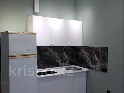 Продажа квартир в Карагандинской обл.: 1-комнатная квартира · 39.2 м² · 1/5 этаж, Муканова 61/2 за 19.5 млн 〒 1-комнатная квартира · 39.2 м² · 1/5 этаж, Муканова 61/2 за 19.5 млн 〒 в Караганде, Казыбек би р-н