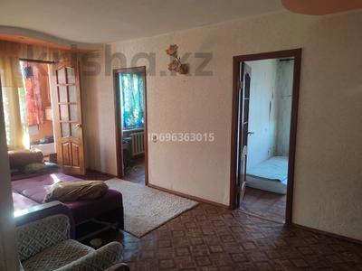 Продажа квартир в Западно-Казахстанской обл.: 4-комнатная квартира · 63 м² · 4/5 этаж, Пр.Абая 37 — Ост. Юбиляр за 19.5 млн 〒 4-комнатная квартира · 63 м² · 4/5 этаж, Пр.Абая 37 — Ост. Юбиляр за 19.5 млн 〒 в Уральске