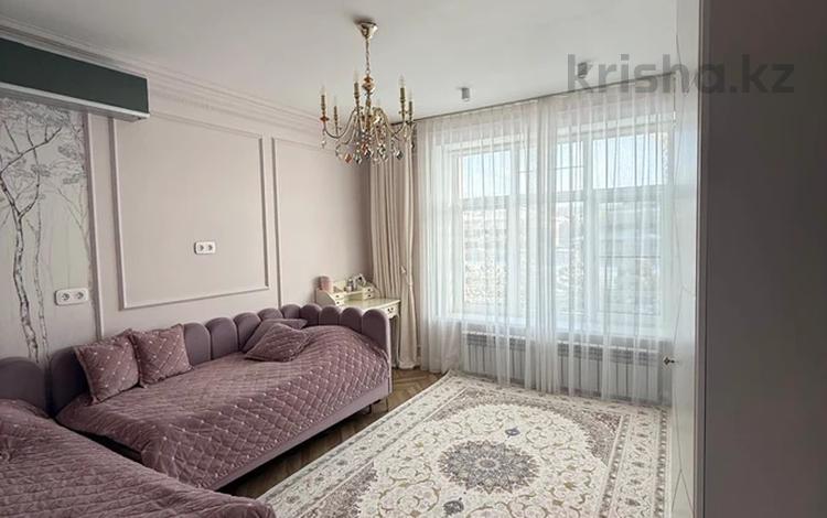 Часть дома · 4 комнаты · 230 м² · 5 сот., Инжир 7 за 265 млн ₸ в Астане, Есильский р-н — фото 2